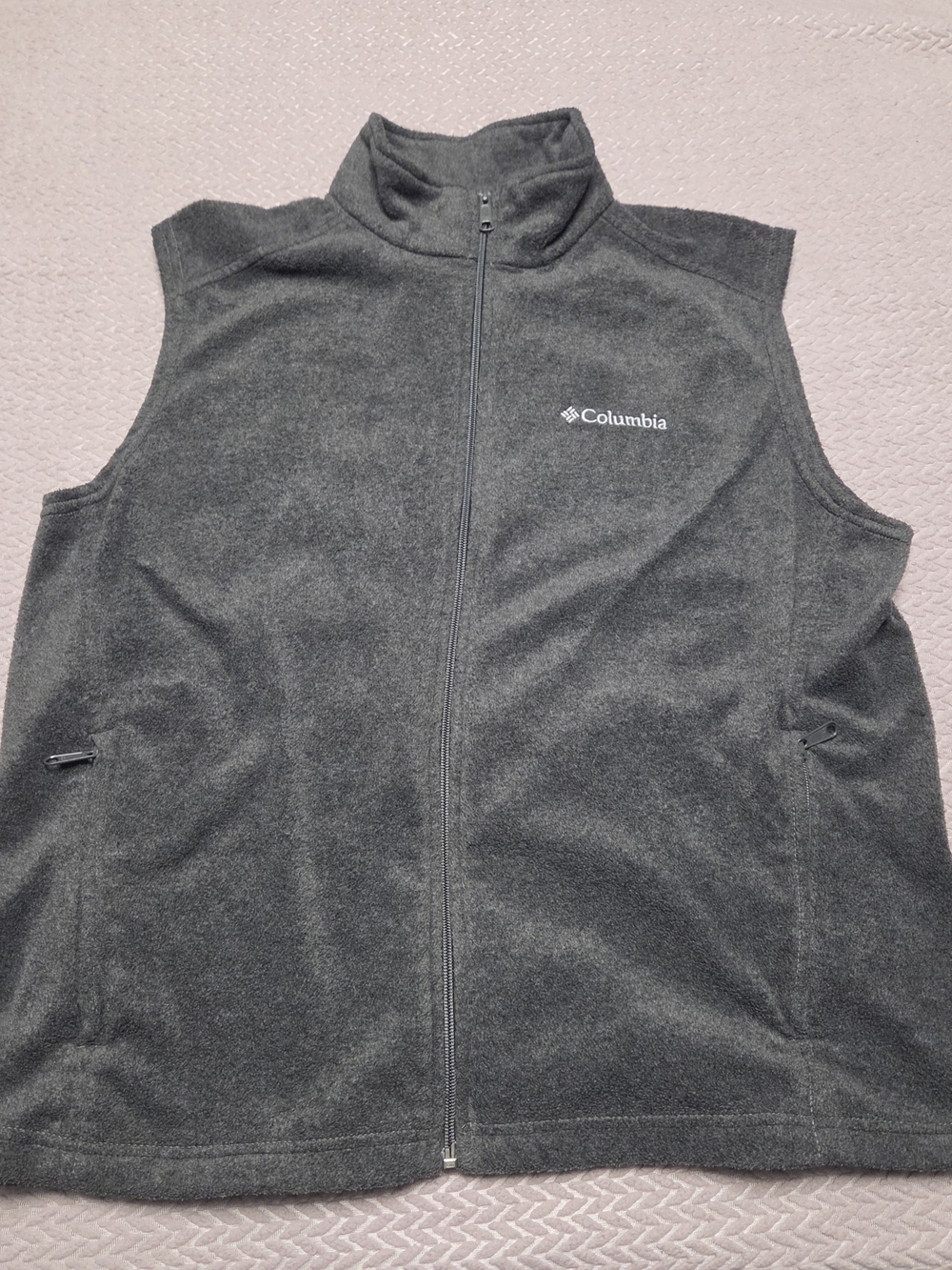 Columbia Men's Charcoal Gray Full-Zip Fleece Vest